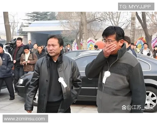 足球界哀悼传奇人物谁是最近去世的足球明星引发关注 足球界哀悼传奇人物谁是最近去世的足球明星引发关注